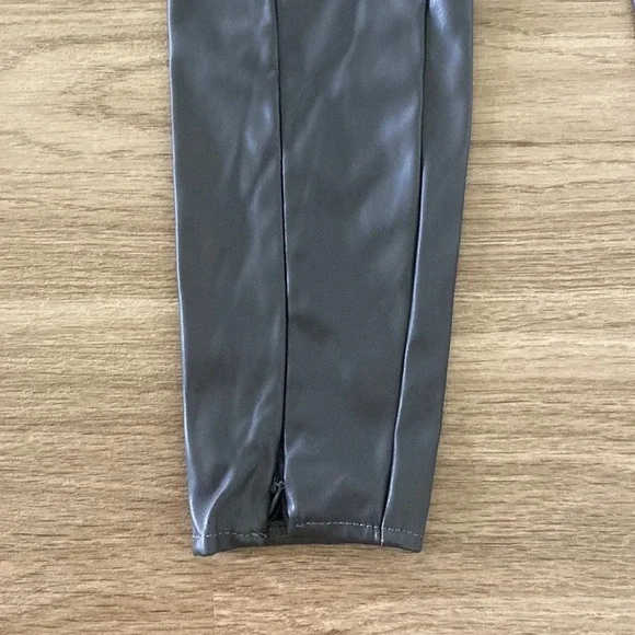 Missguided faux leather pants - Picture 4 of 5